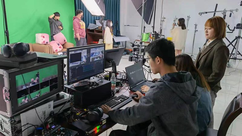 品牌公关传播渠道人员配置：如何构建高效团队**
